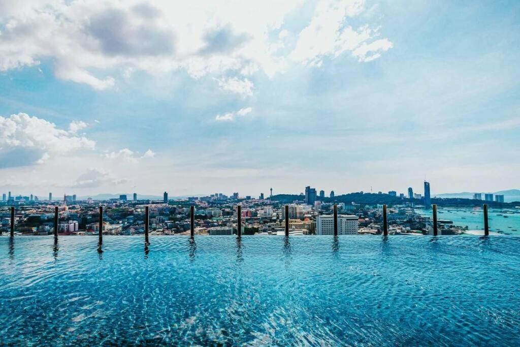 Sea View 2 Bed Room Condo @ Central Pattaya Exterior photo